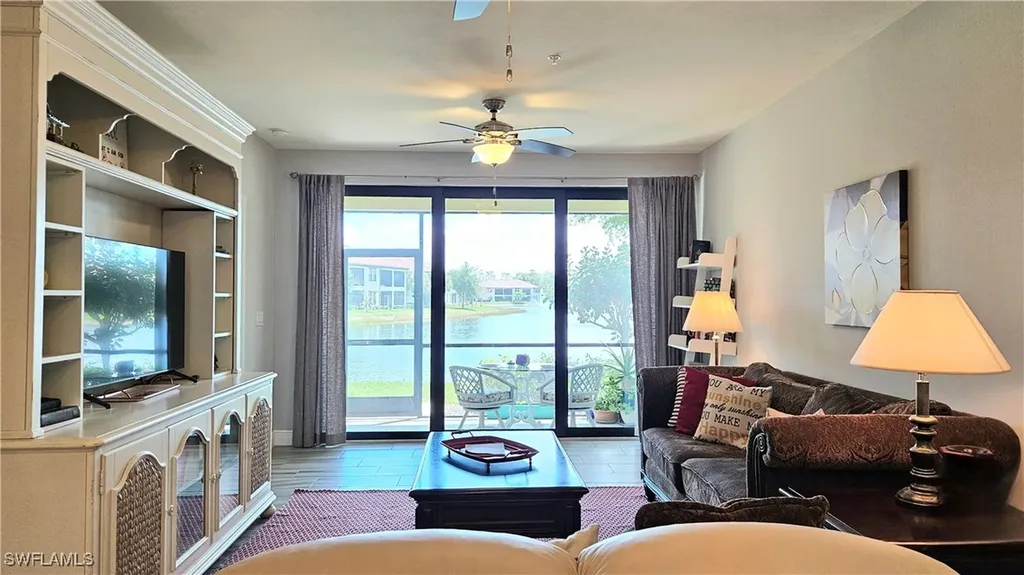 15098 Palmer Lake Circle Naples FL 34109
