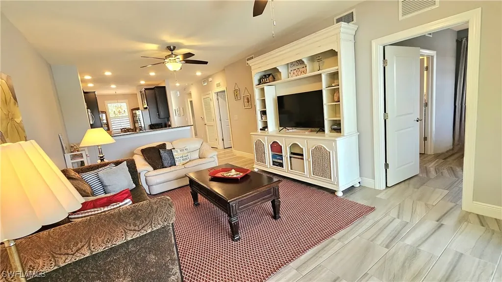 15098 Palmer Lake Circle Naples FL 34109