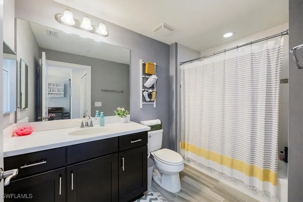 15098 Palmer Lake Circle Naples FL 34109
