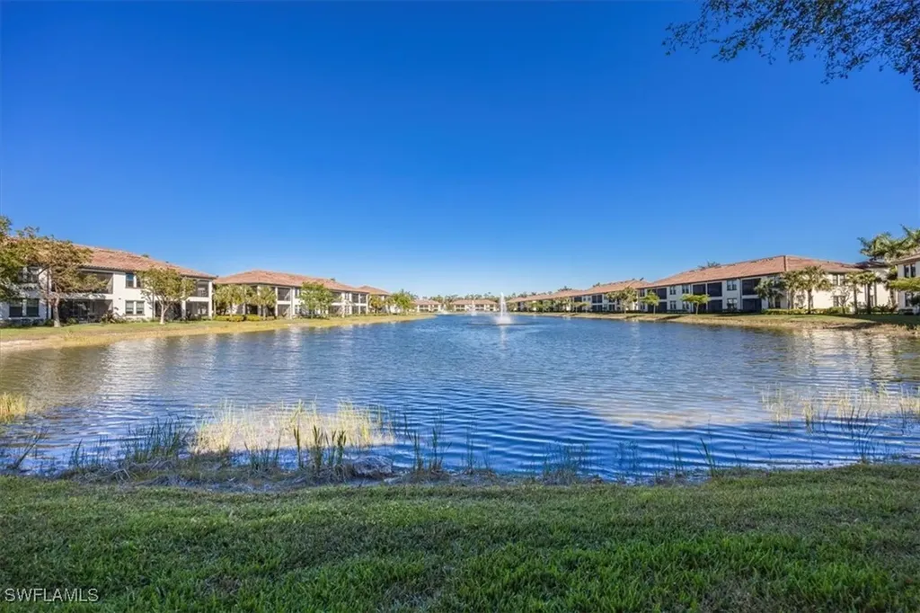 15098 Palmer Lake Circle Naples FL 34109