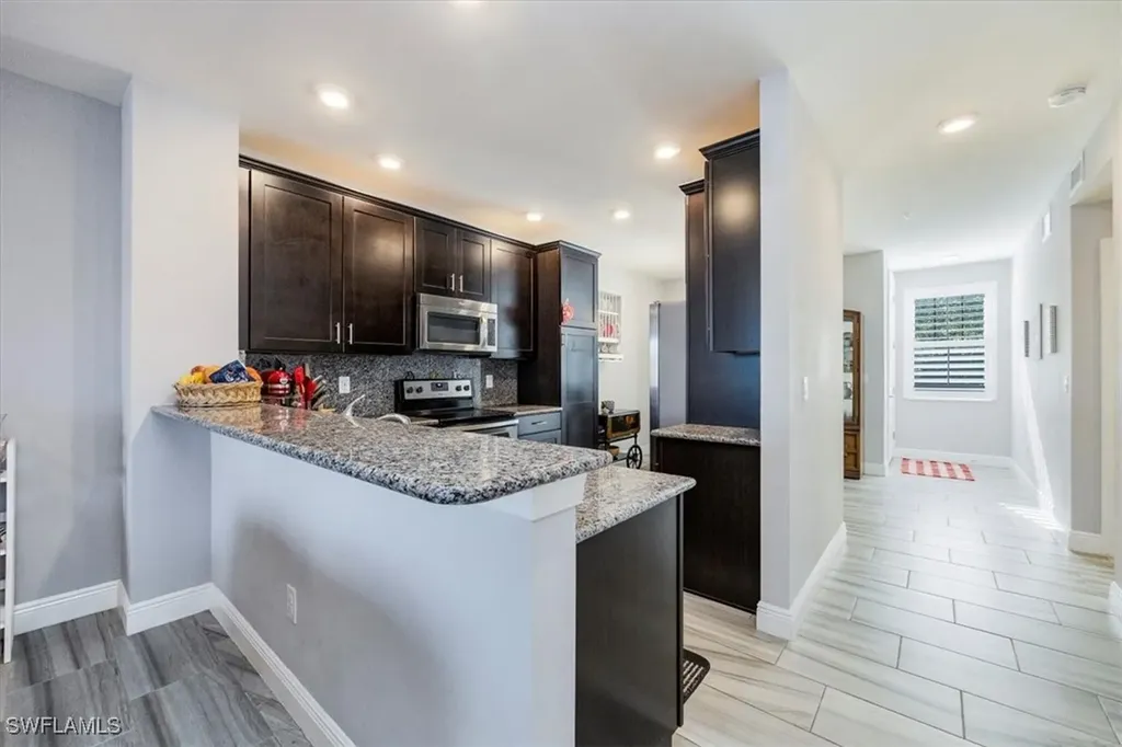 15098 Palmer Lake Circle Naples FL 34109