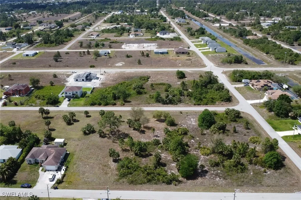 912 Mercury Avenue S Lehigh Acres FL 33974