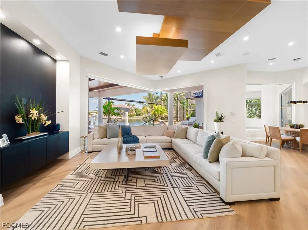 4831 Conover Court Fort Myers FL 33908