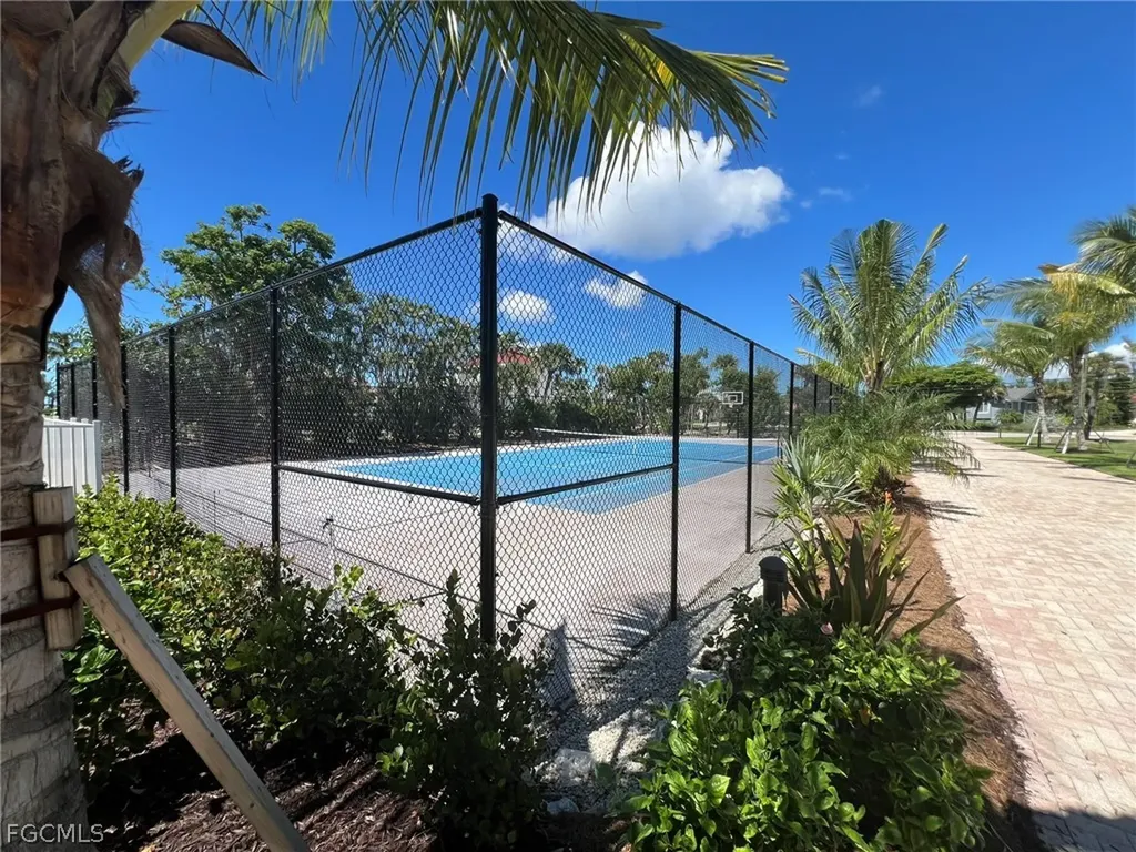 3015 W Gulf Drive Sanibel FL 33957