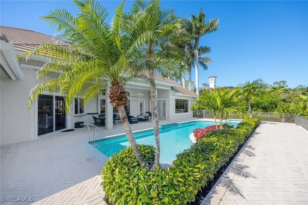 2717 Buckthorn Way Naples FL 34105