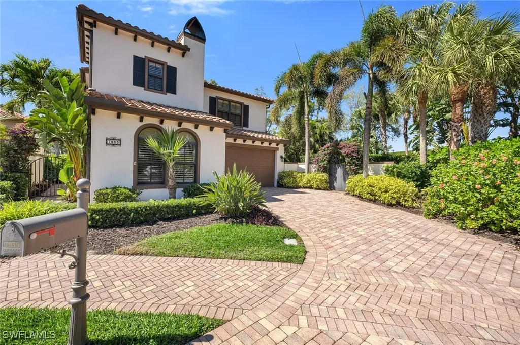 7955 Cordoba Place Naples FL 34113