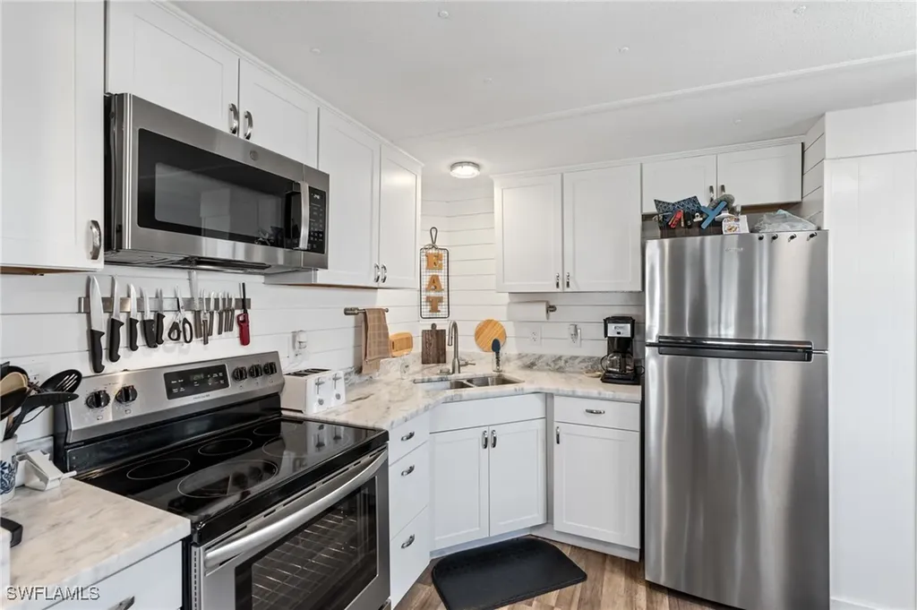 20550 Basin Drive Estero FL 33928