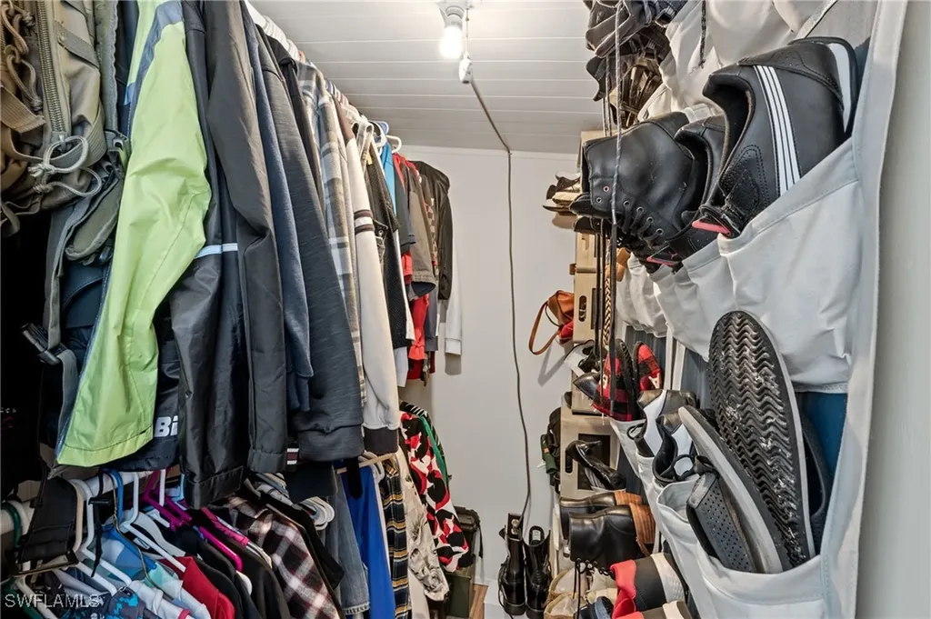 20550 Basin Drive Estero FL 33928