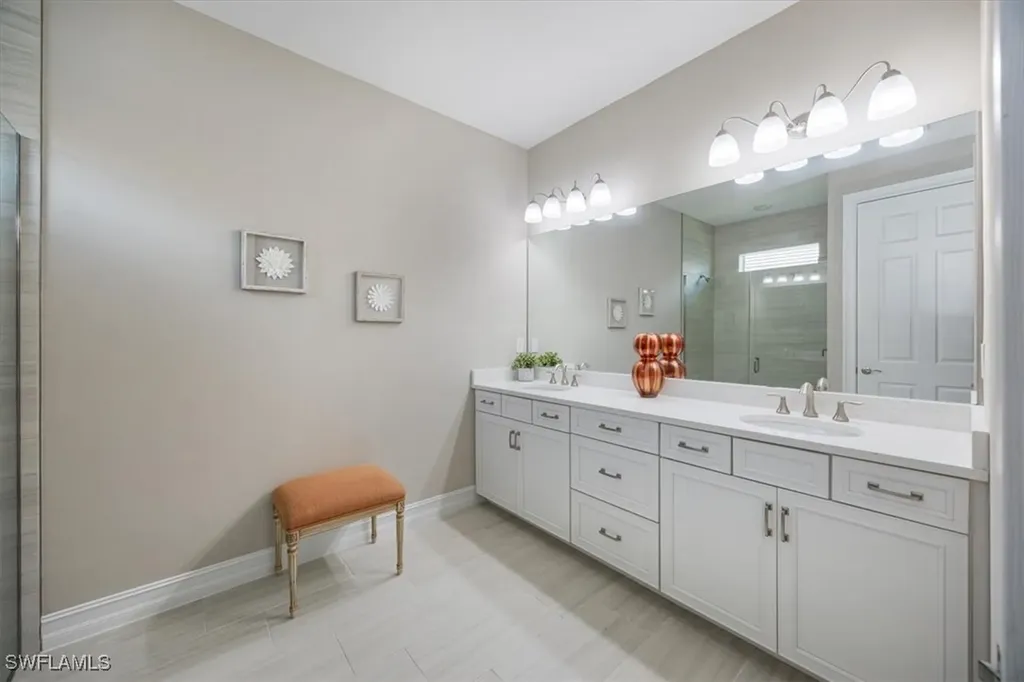 263 Tamarindo Lane Naples FL 34114