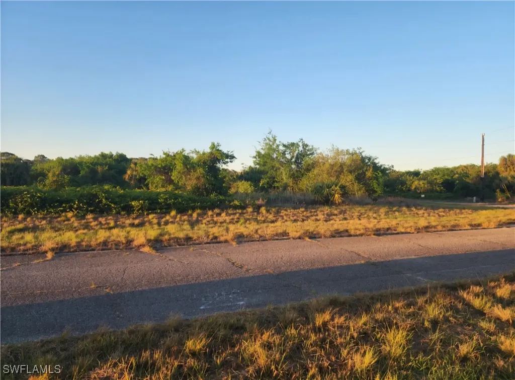 314 Phoenix Terrace Labelle FL 33935