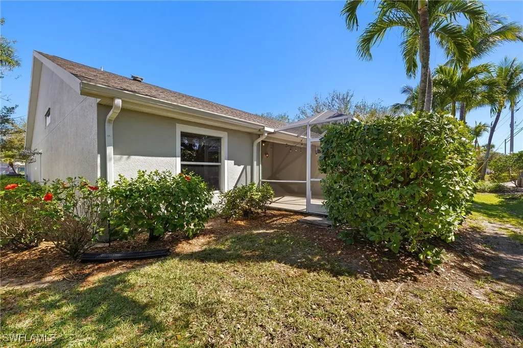 6254 Mandalay Circle Naples FL 34112