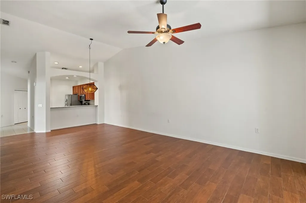 6254 Mandalay Circle Naples FL 34112