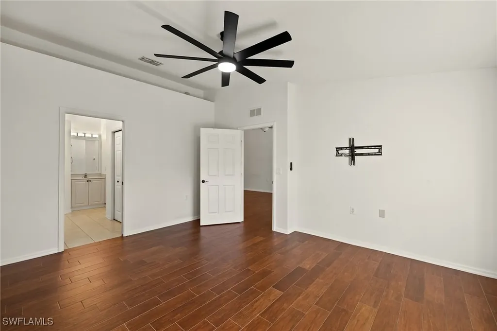 6254 Mandalay Circle Naples FL 34112