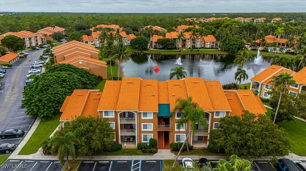 1205 Wildwood Lakes Boulevard Naples FL 34104