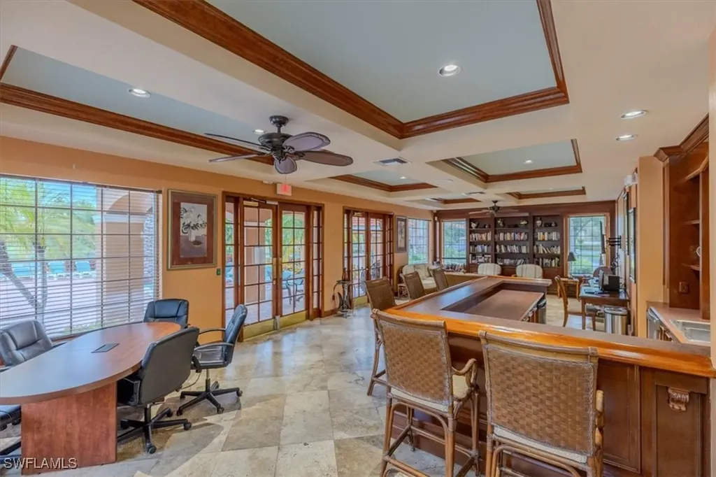 1205 Wildwood Lakes Boulevard Naples FL 34104