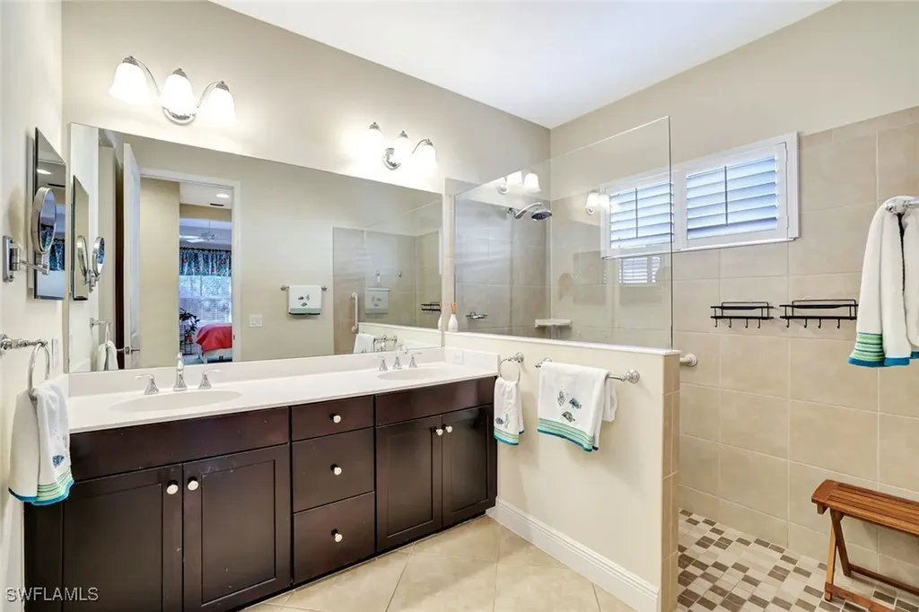 3667 Canopy Circle Naples FL 34120