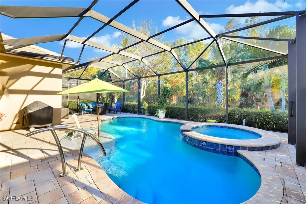 3667 Canopy Circle Naples FL 34120