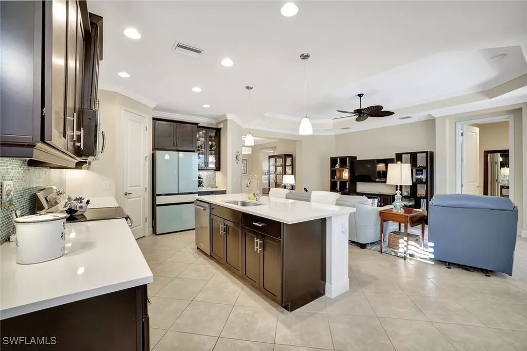 3667 Canopy Circle Naples FL 34120