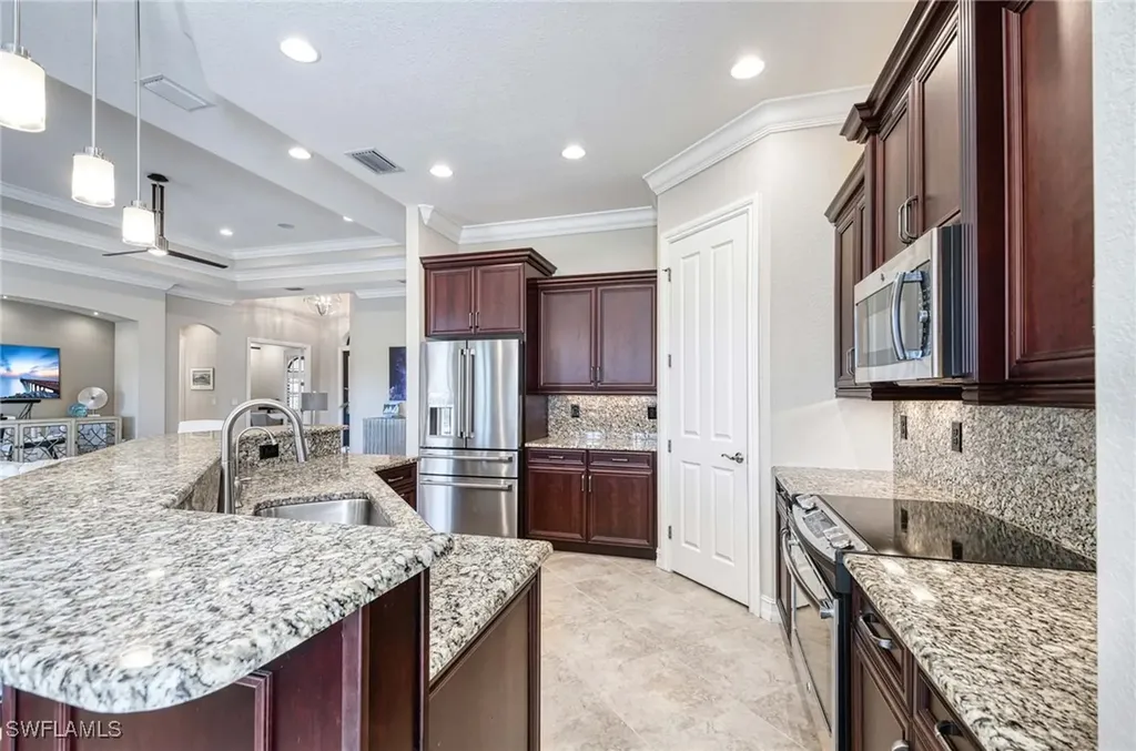 7348 Lantana Way Naples FL 34119
