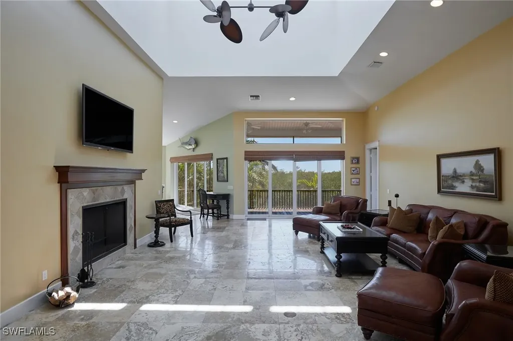 18481 Pioneer Road Fort Myers FL 33908