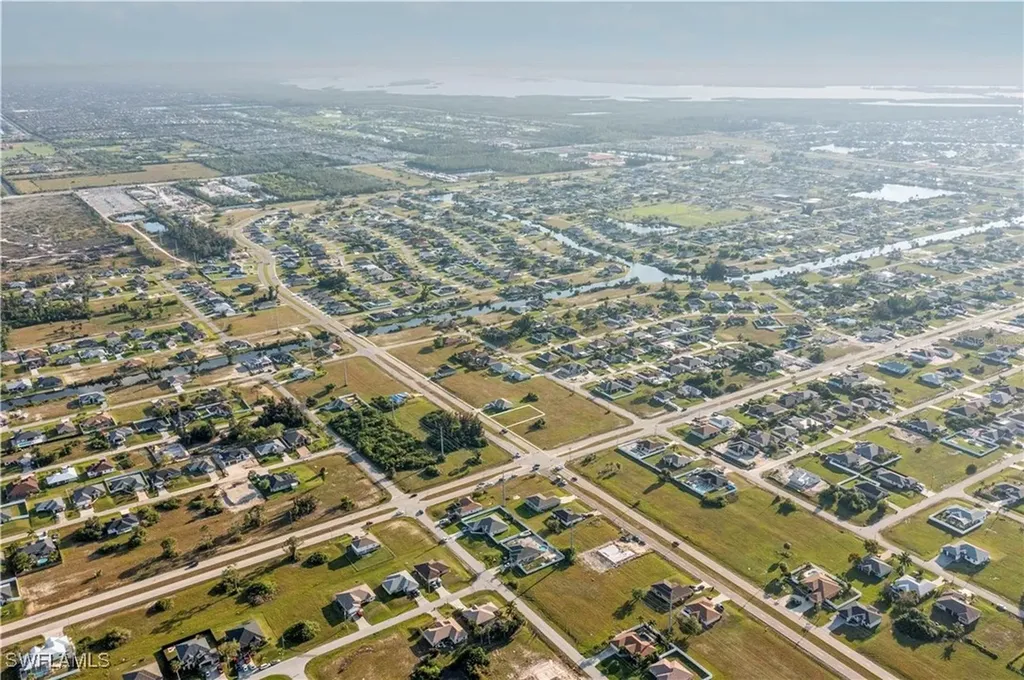 10 El Dorado Boulevard S Cape Coral FL 33991