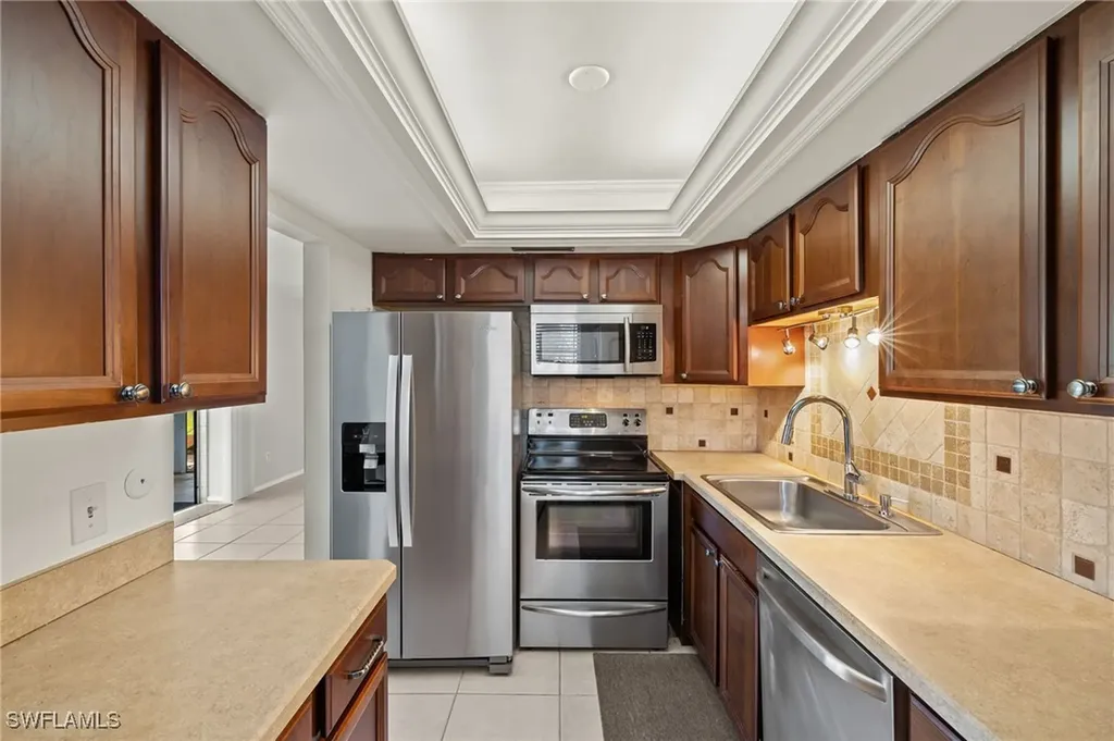 1400 Pompei Lane Naples FL 34103