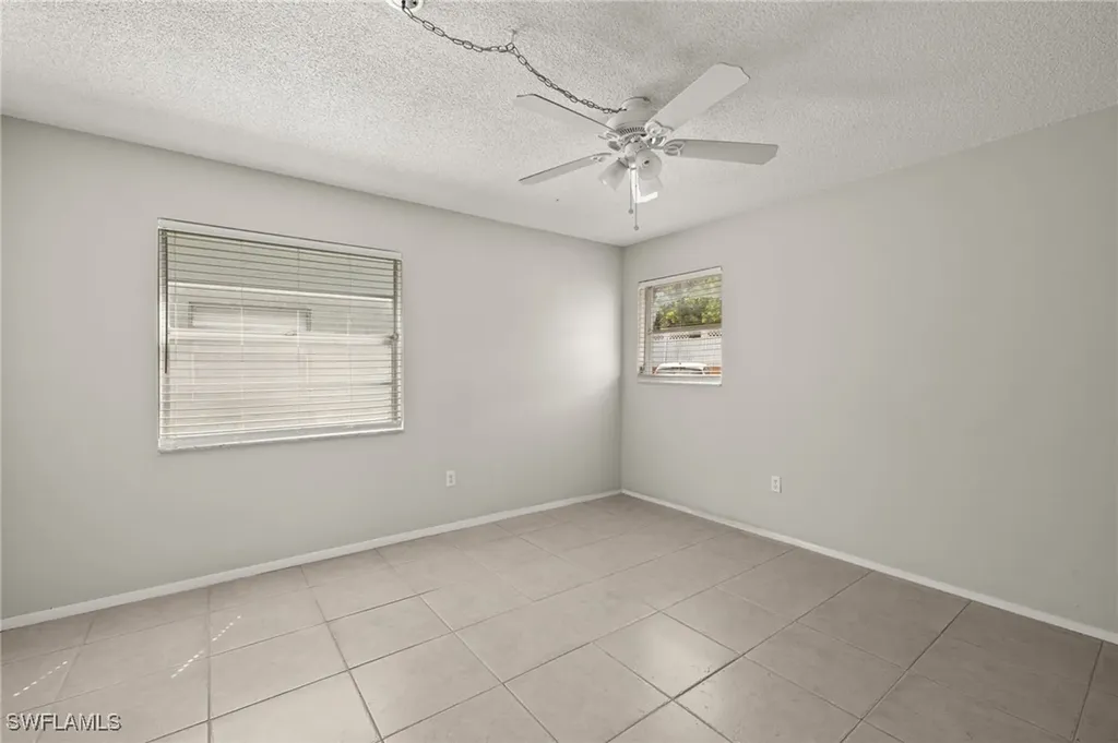1400 Pompei Lane Naples FL 34103