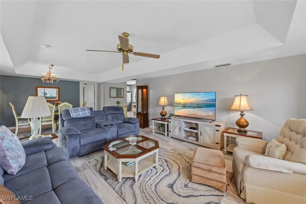 865 Teryl Road Naples FL 34112