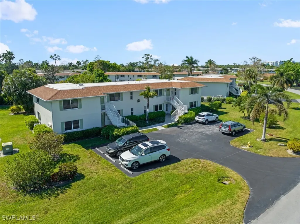 865 Teryl Road Naples FL 34112