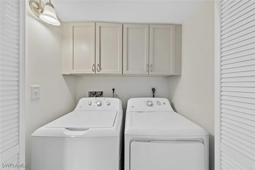 865 Teryl Road Naples FL 34112
