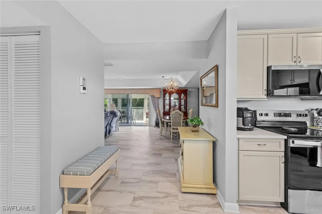 865 Teryl Road Naples FL 34112