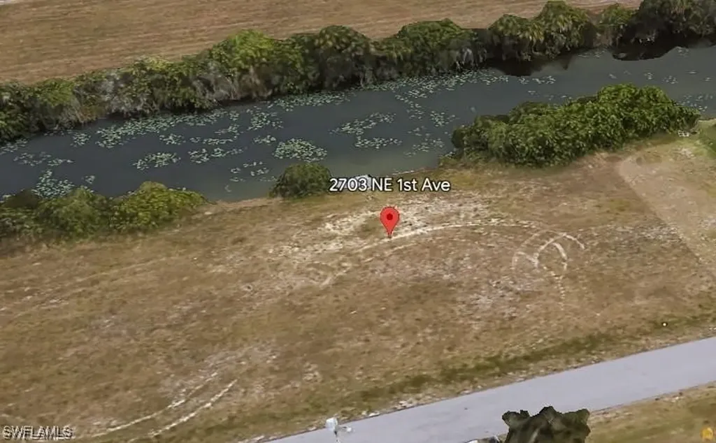 2703 NE 1st Avenue Cape Coral FL 33909