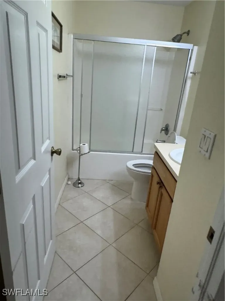 630 NW 17th Avenue Cape Coral FL 33993