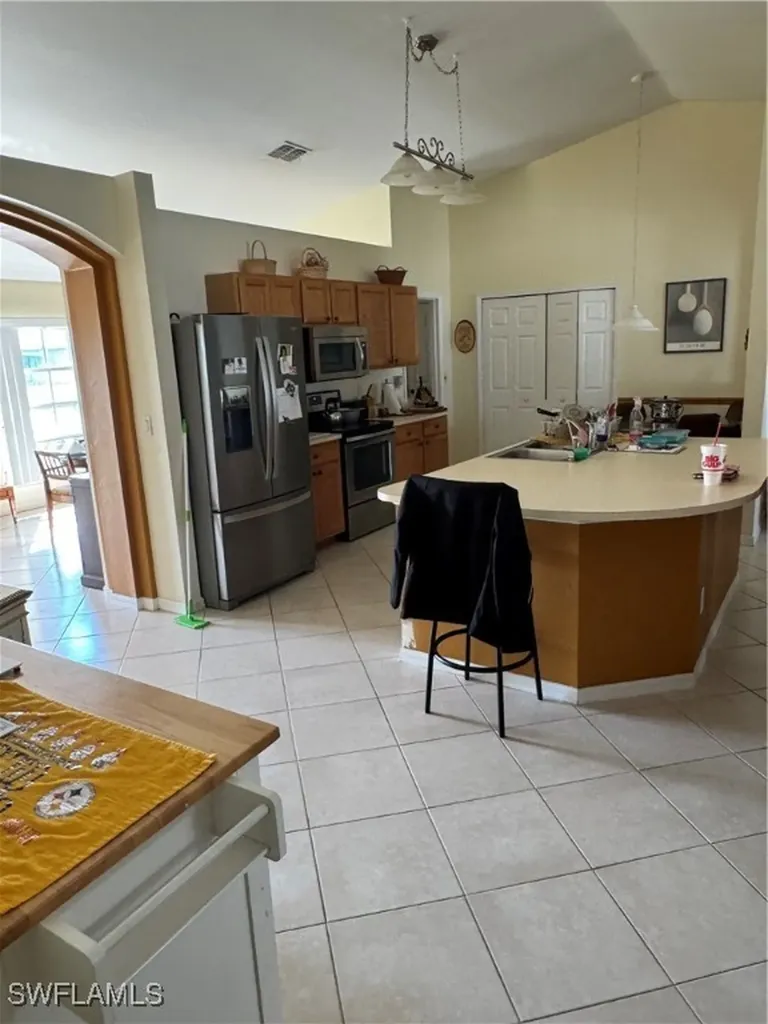 630 NW 17th Avenue Cape Coral FL 33993