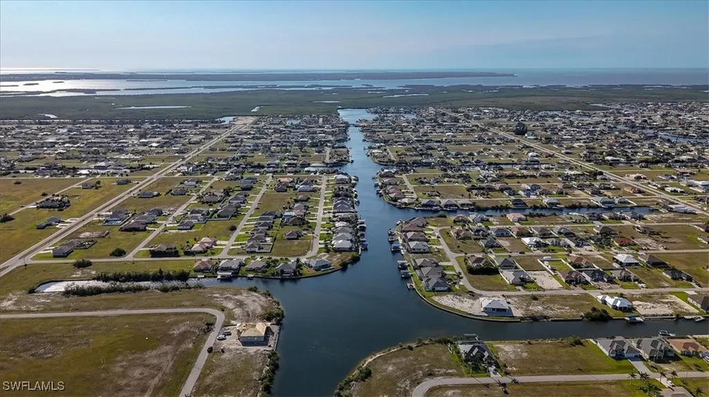 3233 NW 9th Street Cape Coral FL 33993