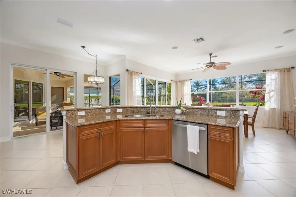 7692 Cottesmore Drive Naples FL 34113