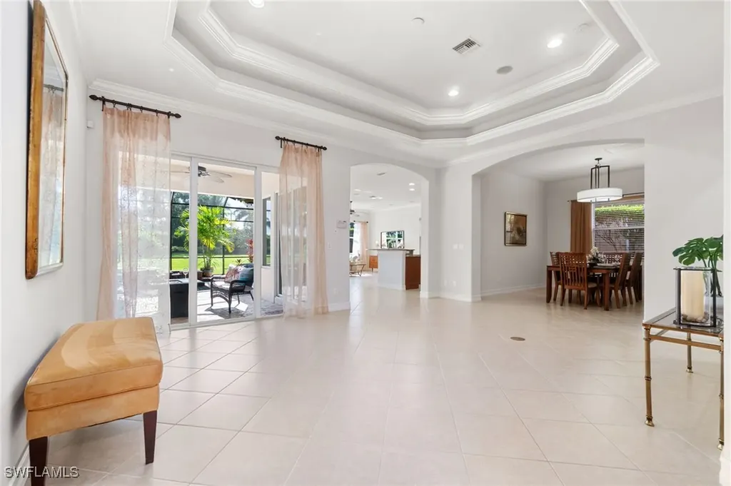 7692 Cottesmore Drive Naples FL 34113