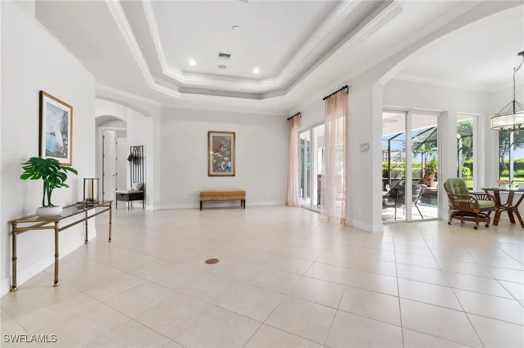 7692 Cottesmore Drive Naples FL 34113