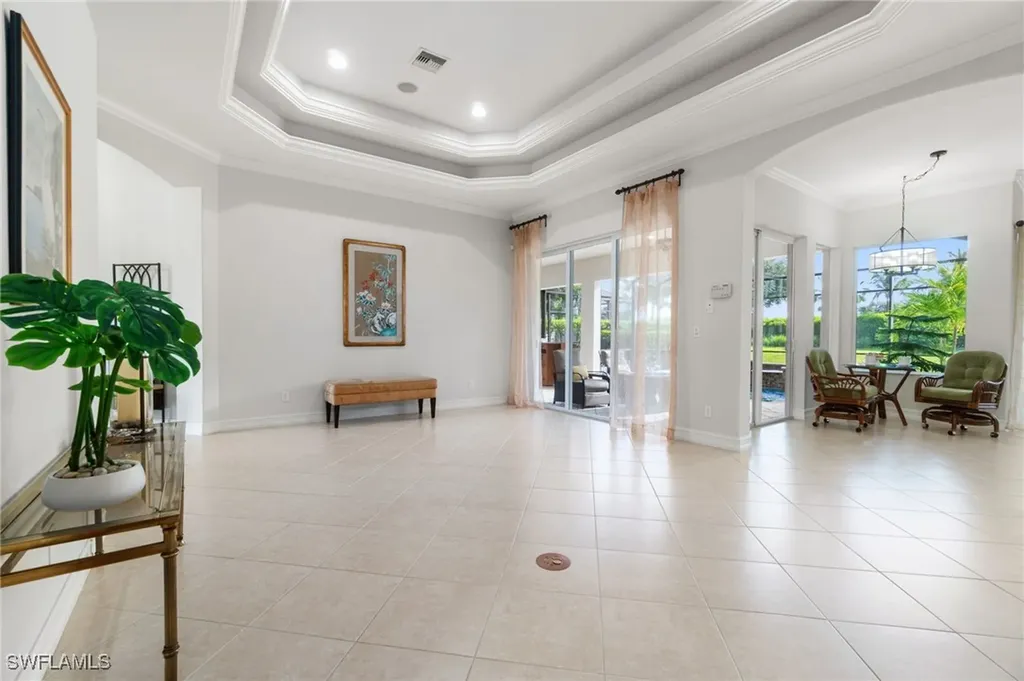 7692 Cottesmore Drive Naples FL 34113