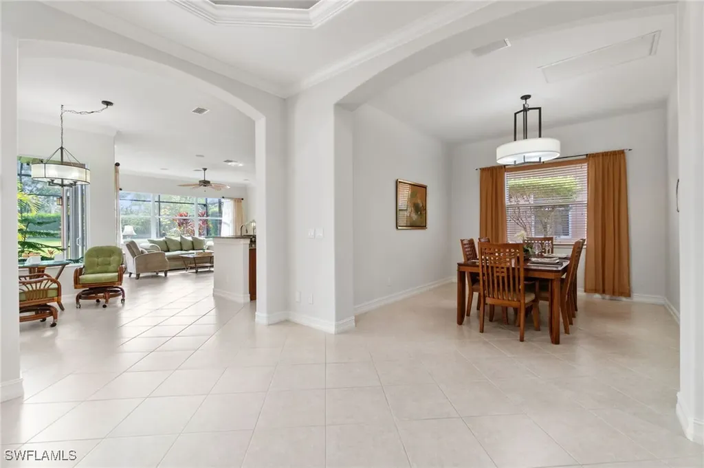 7692 Cottesmore Drive Naples FL 34113