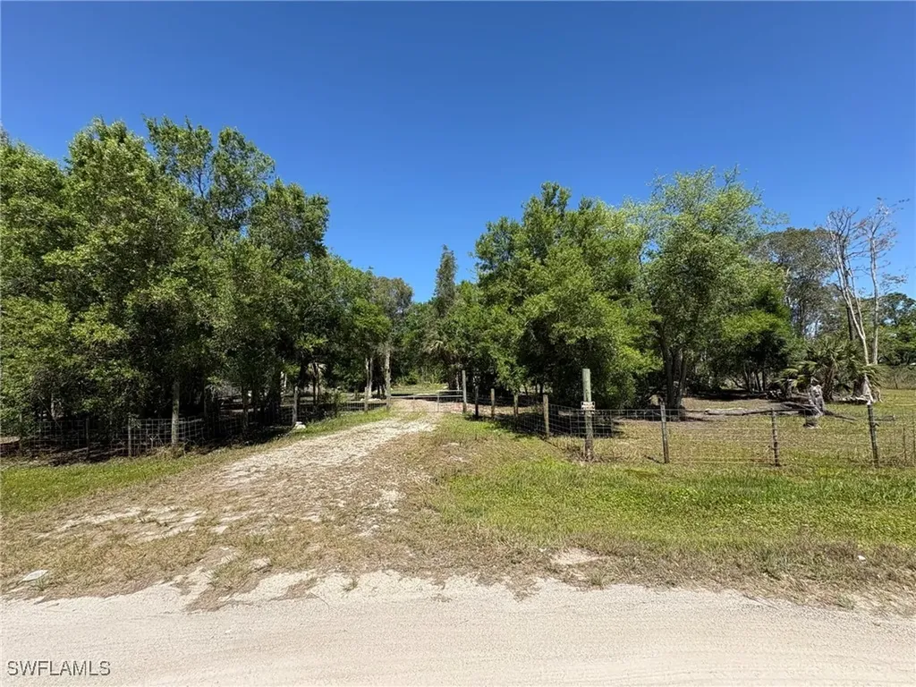 22655 Tinas Lane Fort Myers FL 33913