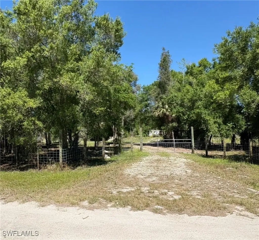 22655 Tinas Lane Fort Myers FL 33913