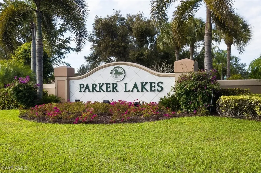 9200 Lalique Lane Fort Myers FL 33919