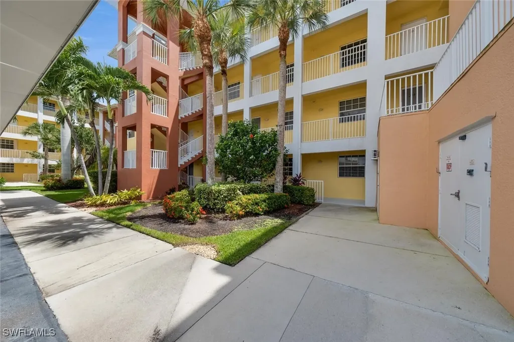 6820 Sterling Greens Place Naples FL 34104