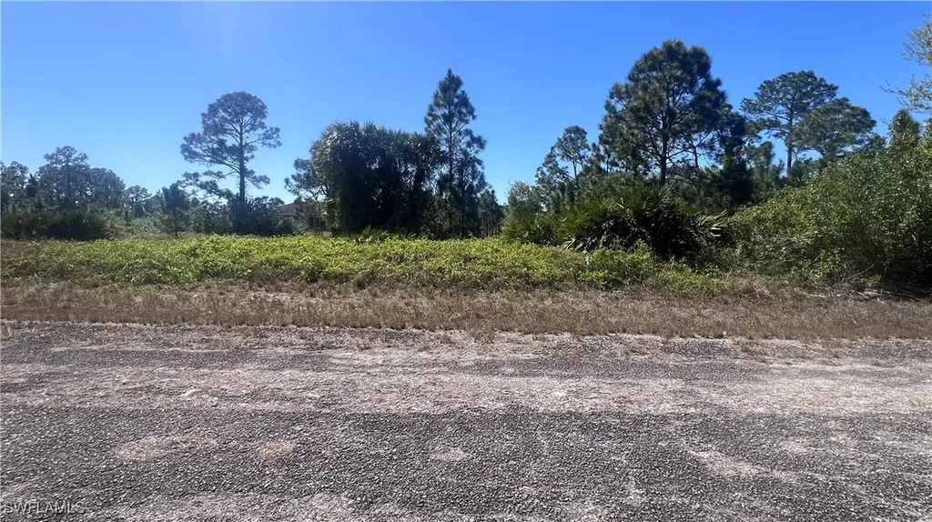 636 Mulberry Avenue S Lehigh Acres FL 33974