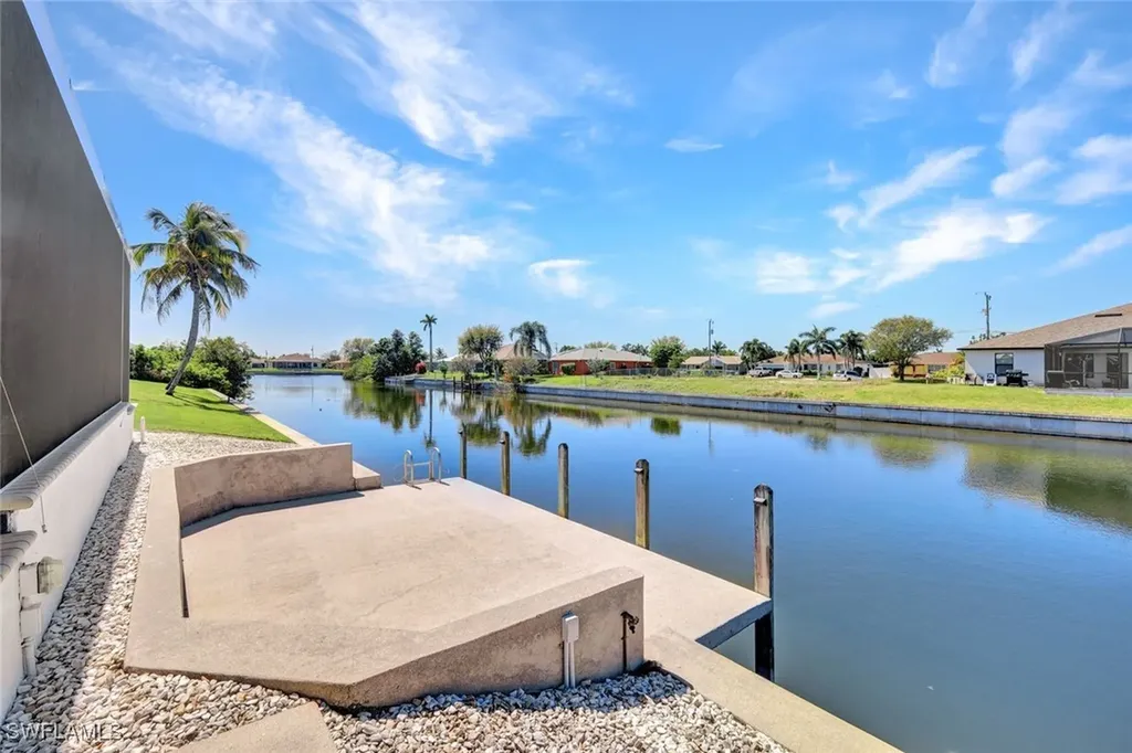 304 NE 14th Avenue Cape Coral FL 33909