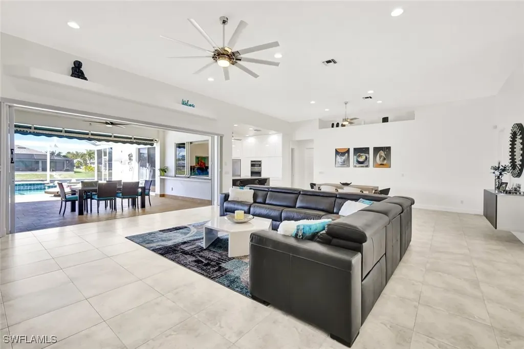 304 NE 14th Avenue Cape Coral FL 33909