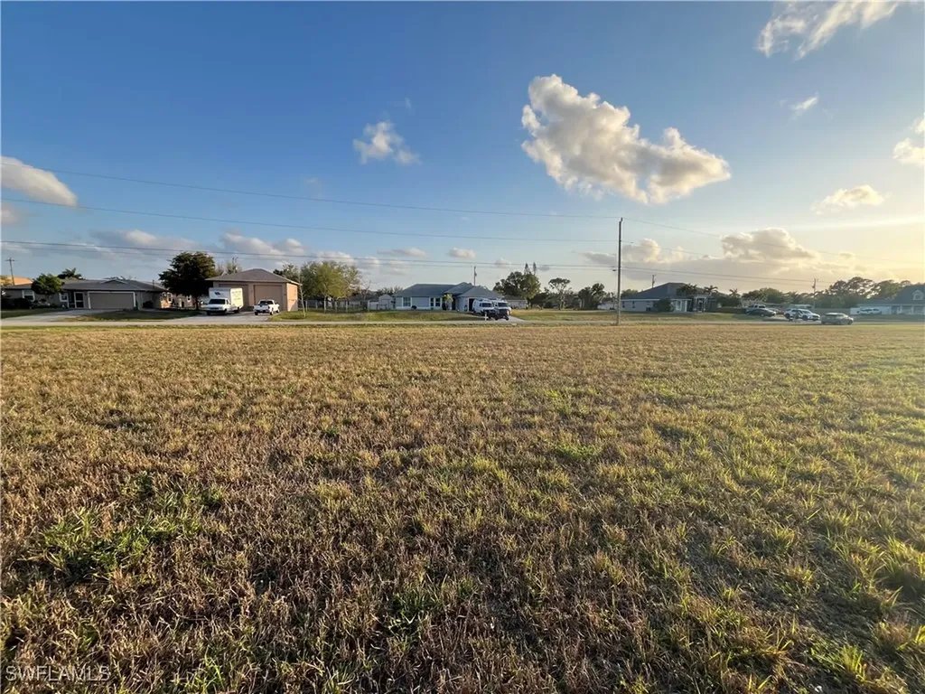 1715 NE 27th Street Cape Coral FL 33909