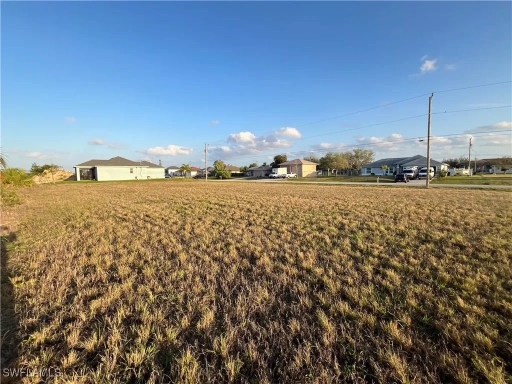 1715 NE 27th Street Cape Coral FL 33909