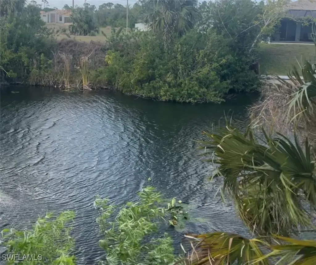 1715 NE 27th Street Cape Coral FL 33909